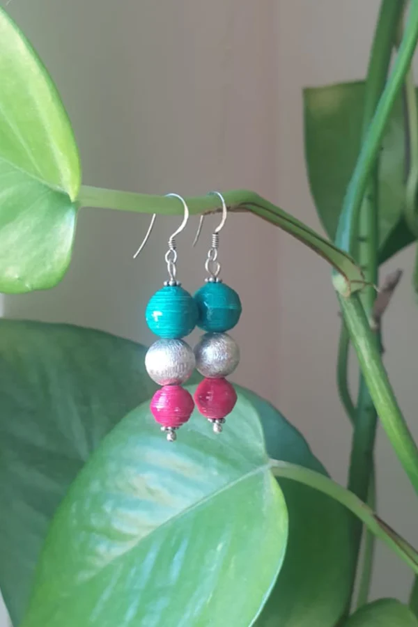 3 Drop Paper bead & silver earrings - Green-Magenta - Image 2